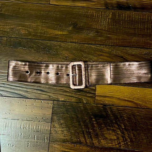 Retrofete Bronze Gown - Picture 4 of 4